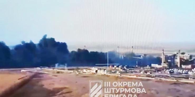 Третя штурмова показала ситуацію в Авдіївці: росіяни скидають по 60 авіабомб на добу та фосфорні снаряди