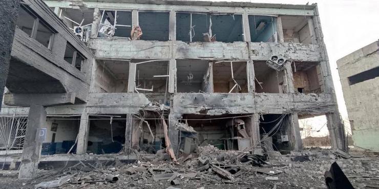 Авдіївський коксохім відновленню не підлягає, бо окупанти гатять по ньому щодня, - Барабаш