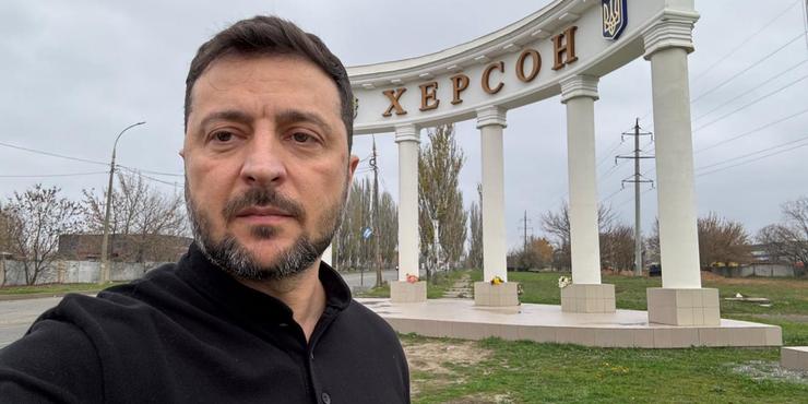 Зеленський прибув до Херсону у третю річницю деокупації міста