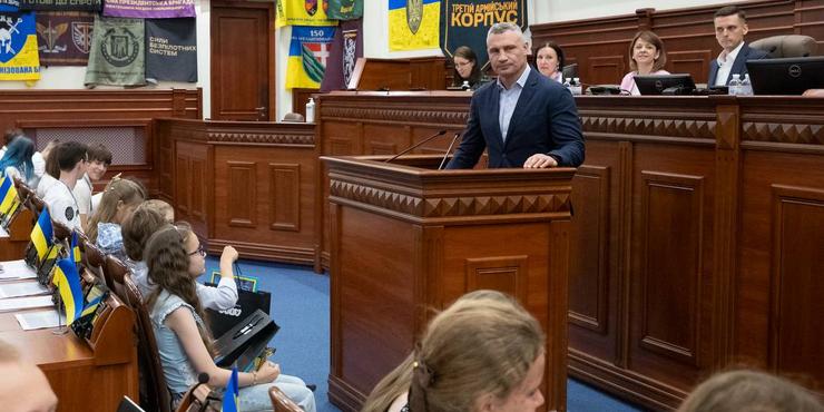 Кличко заявив, що уряд "підкидає якісь шаради" і не дотримується домовленостей про підготовку Києва до зими