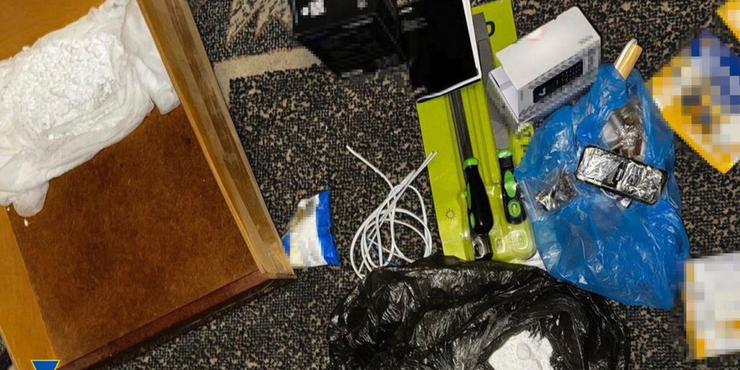 У Харкові 19-річна дівчина підірвала військових: один боєць загинув, ще один поранений