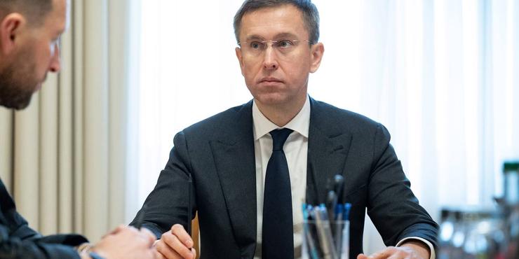 Дефіцит оборонного бюджету у $27 мільярдів: уряд шукає кошти всередині країни та в партнерів Сергій Корецький