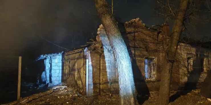 Атака російських безпілотників на Україну: у Сумах лунають вибухи, є загиблі