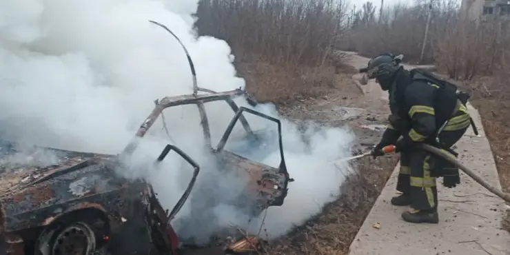 Росіяни на Донеччині атакували машину з працівниками ТЕС і вбили трьох людей