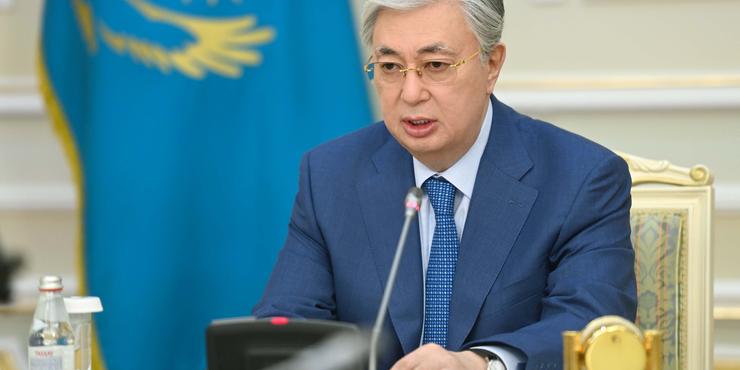 Президент Казахстану заявив, що перемогти РФ у війні неможливо: що він пропонує