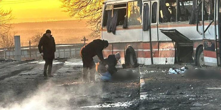 Росія завдала удару по шахтарському автобусу ДТЕК: 15 гірників загинули