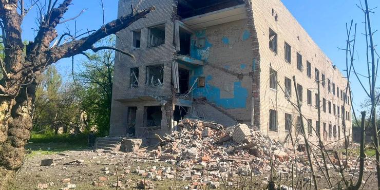 Окупанти почали третю хвилю штурмів на Авдіївку: Тарнавський розповів подробиці