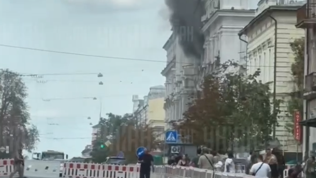 Російський дрон влучив у кабінет керівника СБУ в Києві, - Зеленський Влучання дрона в будівлю СБУ