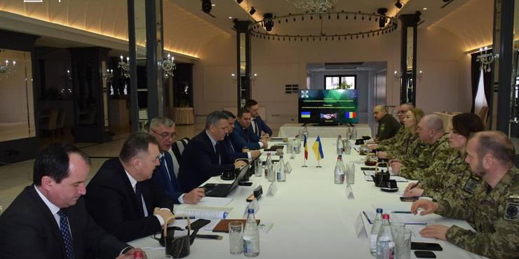 Голова ДПСУ Дейнеко зустрівся із румунським колегою: планується спільне патрулювання на Дунаї
