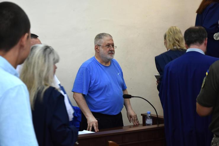 У Подільському суді розглядають запобіжний захід Коломойському у справі щодо коштів ПриватБанку Суд над Коломойським