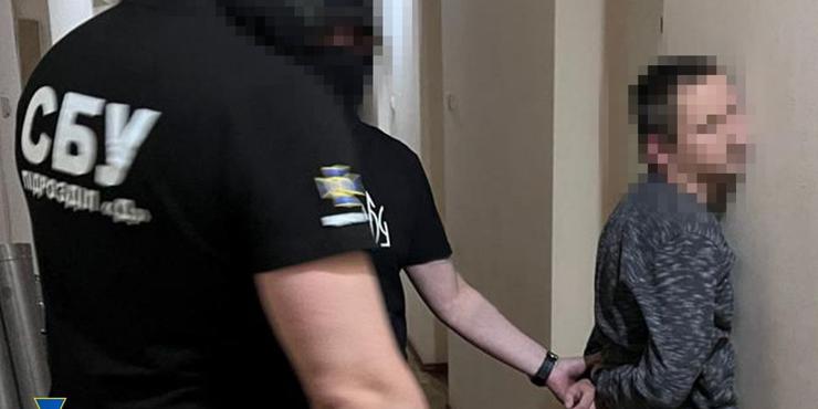 СБУ викрила високопосадовця Херсонської міськради, який вимагав “відкати” за Starlink