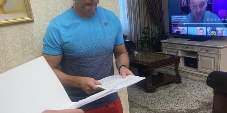 У Києві директор пологового будинку "заробив" на фіктивних працівниках 4,5 млн грн: подробиці справи