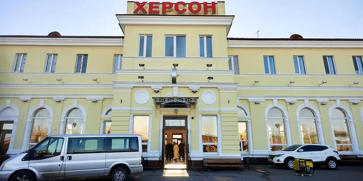 "Укрзалізниця" назвала дату і час, коли з Києва відправиться поїзд у Херсон