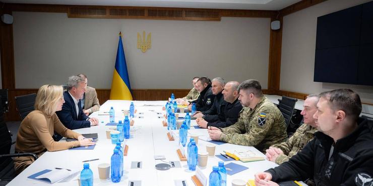 Умєров, Буданов та Іващенко обговорили “мирний план” із делегацією США