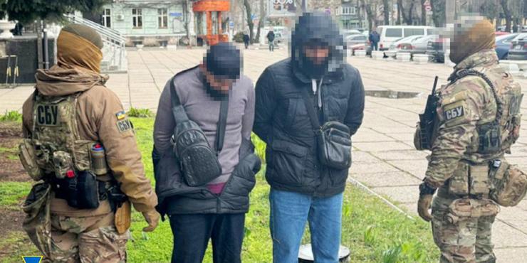 На Одещині затримали двох іноземців, які допомагали РФ готувати удари по штабу Сил оборони