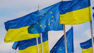 Законопроєкт про нацменшини на вимогу Угорщини: на які ризики йде Україна заради вступу в ЄС Законопроєкт про нацменшини на вимогу Угорщини: на які ризики йде Україна заради вступу в ЄС