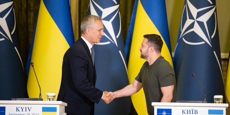 Столтенберг оголосив про збори Ради Україна-НАТО: ініціатором зустрічі виступив Зеленський
