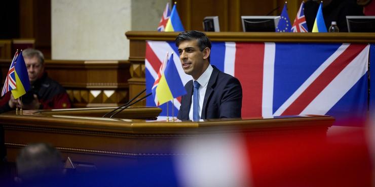 Британський прем'єр під час виступу у парламенті змінив формулювання щодо угоди з Україною: тепер йдеться про "зобов'язання"