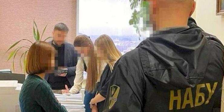 Чотирьох суддів Київського апеляційного суду викрили на хабарях