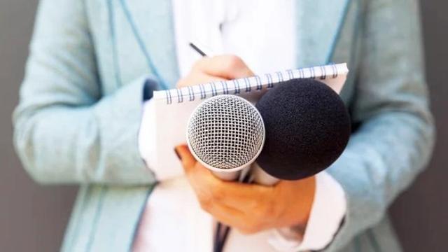 Журналісти Журналісти
