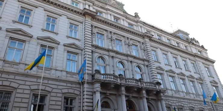 У Львівській ОВА прокоментували розслідування ЗМІ щодо виїзду чоловіків за листами з підписом “російського імператора”