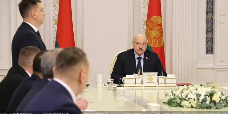 ЄС продовжив санкції проти Лукашенка та його оточення