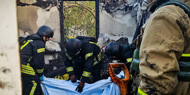На Київщині від російського обстрілу загинула жінка і двоє дітей: молодшій дитині не було і року