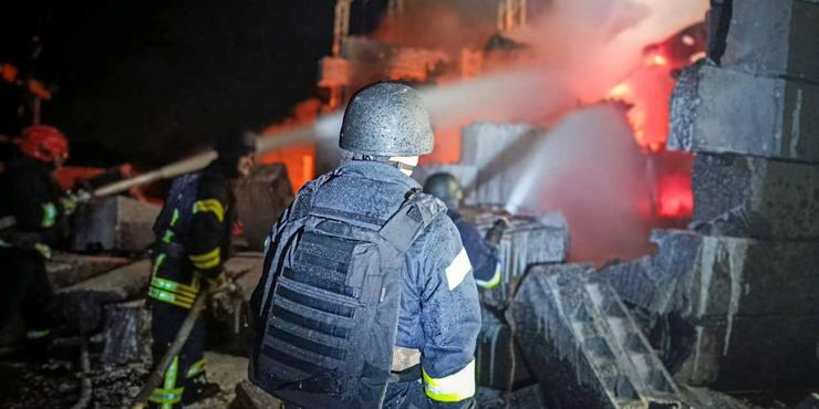 Енергетики повідомили про наслідки російського масованого обстрілу у регіонах