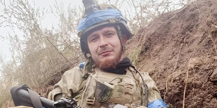 По обличчю текло багато крові, я зрозумів, що осліпну: боєць ЗСУ про обіцянку батькові, втрату ока та протез за $100