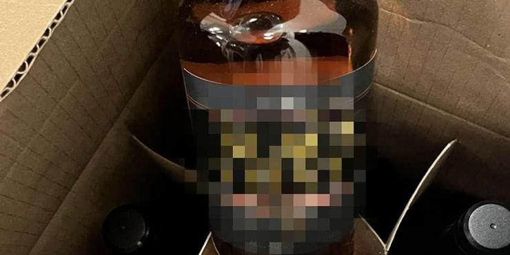 БЕБ та ОГП викрили ділків, які під виглядом “дипломатичного вантажу” вивезли з України алкоголю на 4 млн грн