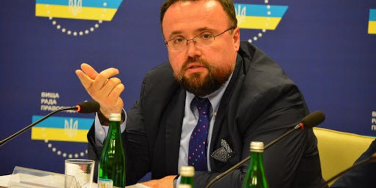 Один з підозрюваних у справі НАБУ про корупцію в "Енергоатомі" вночі покинув територію України, - Железняк