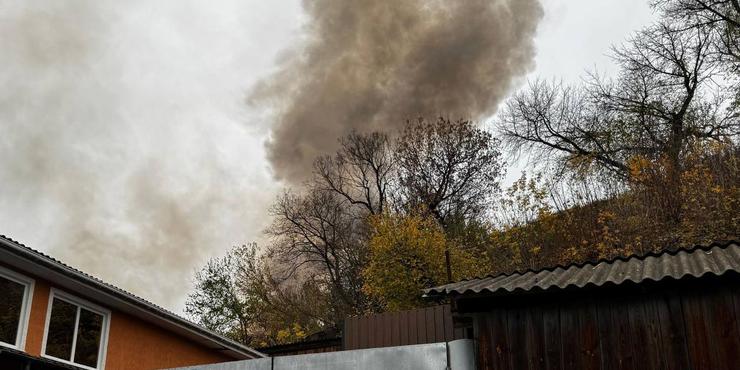 РФ завдала удару "шахедами" по Новгород-Сіверському: 20 влучань, загинули четверо людей