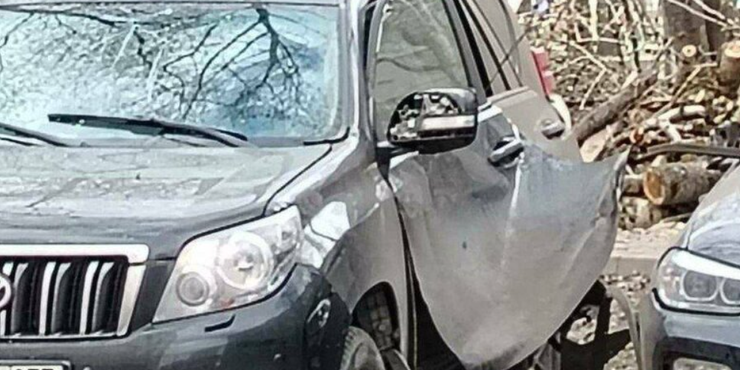 Мати депутата Київради купила Range Rover за 65 тис. грн: його конфіскували
