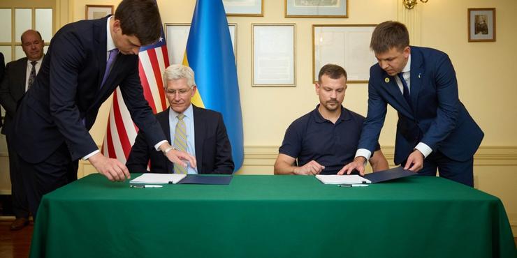 "Укроборонпром"уклав угоду з одним з найбільших виробників зброї у США: що відомо