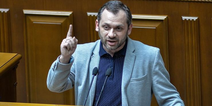 «Має покинути нашу фракцію»: Левус пояснив, чим небезпечний «мирний план» Гончаренка Андрій Левус