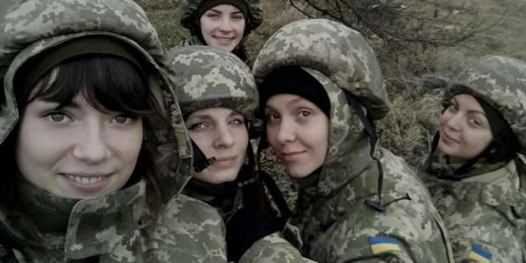 "В українській армії не будуть запроваджувати окремий курс БЗВП для жінок", - командир навчального батальйону