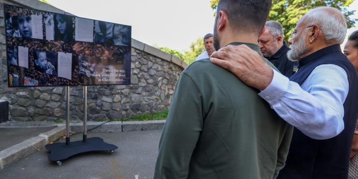 Зеленський у Києві зустрівся з прем'єром Індії Моді: відвідали меморіал загиблим дітям і пам'ятник Ганді
