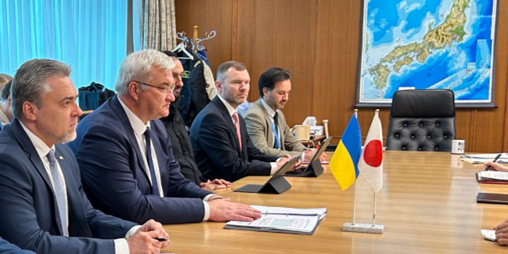 "Росія запускала свої крилаті ракети по Києву з літаків, що злетіли біля Японії": Сибіга у Токіо прокоментував атаку на Україну