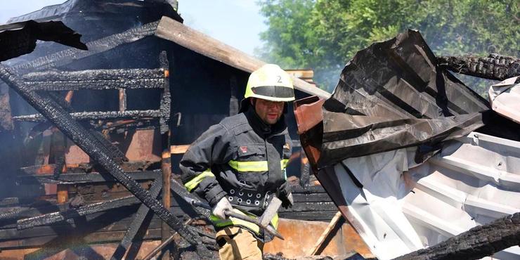 У Дніпрі кількість загиблих внаслідок російського удару зросла до чотирьох