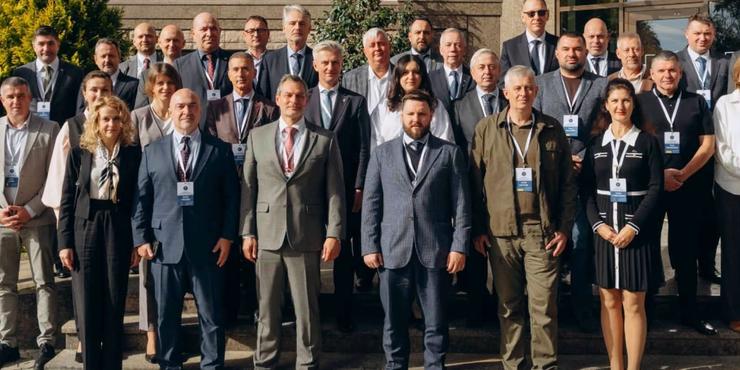Україна та ЄС посилюють співробітництво у сфері безпеки кордонів Україна та ЄС посилюють співробітництво у сфері безпеки кордонів