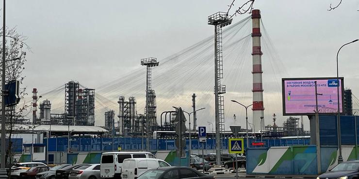 Територію РФ атакували понад 80 безпілотників: у Башкирії кажуть про влучання у підприємства