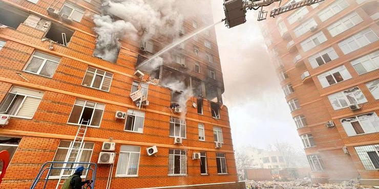 Внаслідок масштабної атаки РФ в Україні загинули щонайменше 18 мирних жителів, понад 130 - поранені: ці дані не остаточні