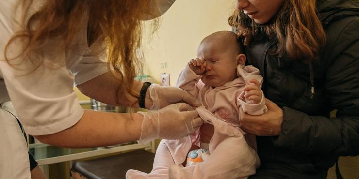 В МОЗ дозволили лікарям за відсутності світла виписувати паперові рецепти і направлення