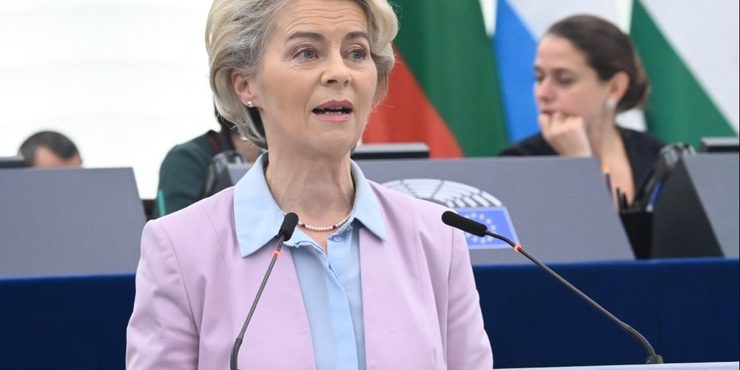 Урсула фон дер Ляєн назвала атаки РФ на інфраструктуру України воєнними злочинами