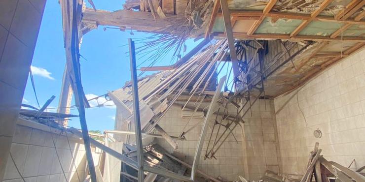 Росіяни завдали удару по медзакладу у Херсоні: загинув лікар