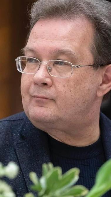 Економіст Олег Пендзин: «Всі дуже красиво говорять, як вони за ЗСУ. А в реальності платити податки не хоче ніхто» Економіст Олег Пендзин: «Всі дуже красиво говорять, як вони за ЗСУ. А в реальності платити податки не хоче ніхто»
