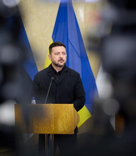 Україна посилить удари по російських НПЗ у відповіть на намагання РФ змусити киян покинути столицю, -  Зеленський