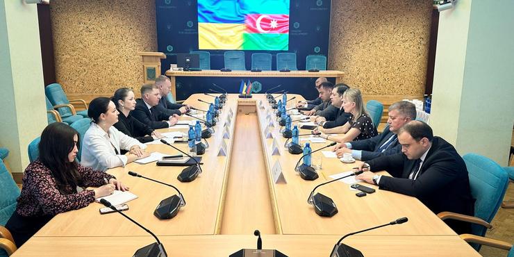 Азербайджан допоможе Україні з відбудовою територій та поверненням громадян, — Мінрозвитку
