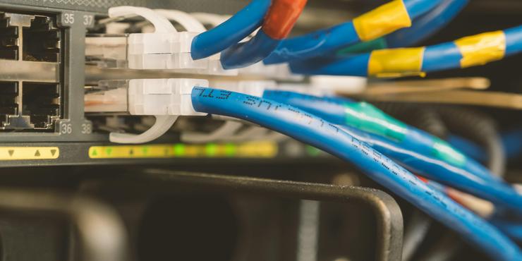У Vodafone попередили про можливі збої у роботі їхніх сервісів внаслідок атаки РФ