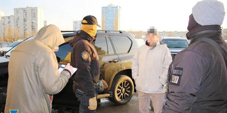 СБУ затримала ексчиновника, який працював на РФ та проводив інформаційні диверсії проти України